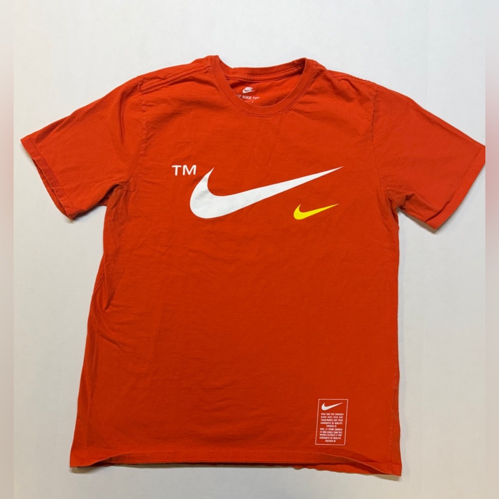 Nike‎ Sportswear Mens Large Orange The Nike Tee